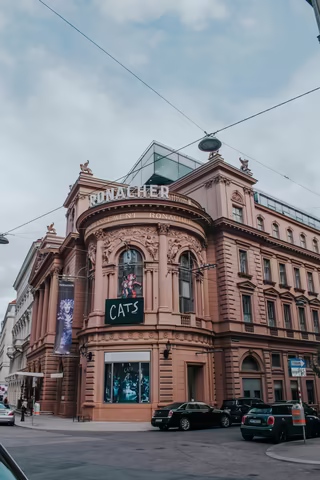 Ronacher Theater